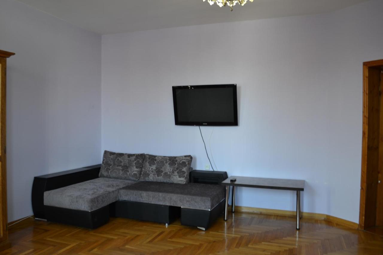 Art Hotel Черновцы Экстерьер фото